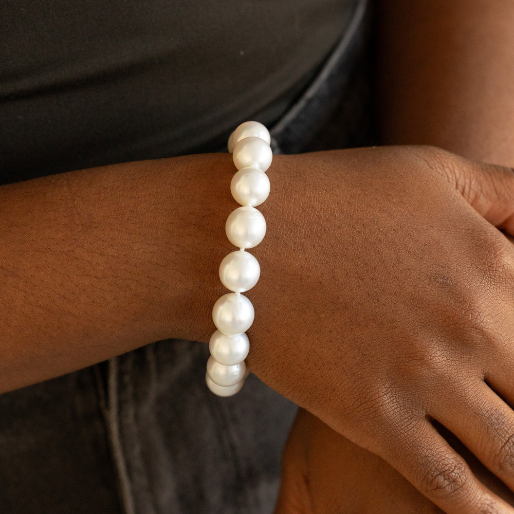 South Sea Pearl Bracelet with Pave Diamond Clasp, 7"