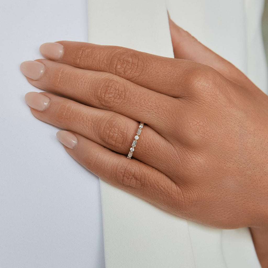 Baguette & Round Diamond Shared Prong Stackable Band, 0.60 CTTW - Carter's Collective Fine Jewelry