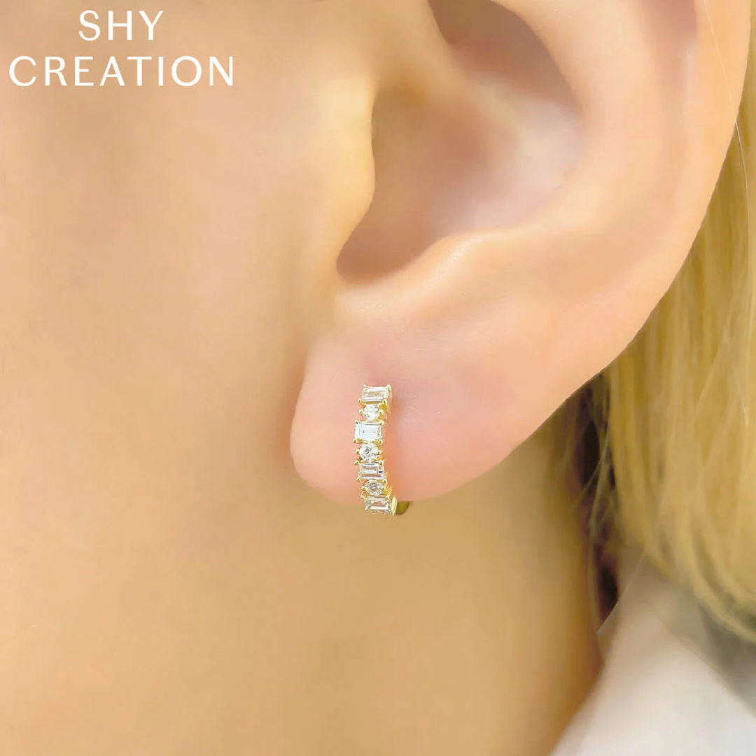 Alternating Baguette and Round Diamond Huggie Hoop Earrings