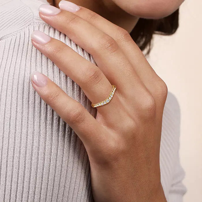 
                  
                    French Pavé Diamond Contour Wedding Band, 0.23 CTTW - Carter's Collective Fine Jewelry
                  
                