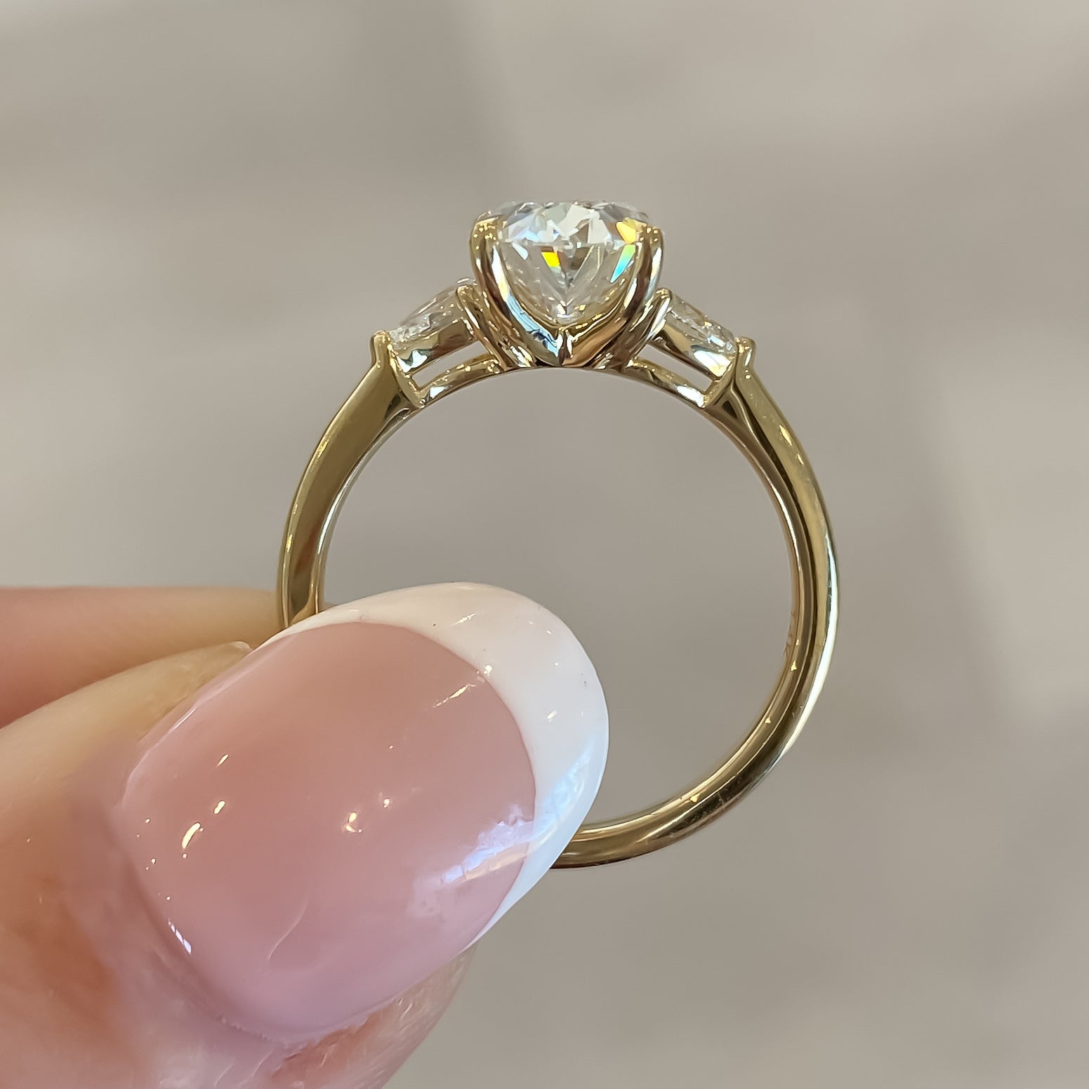 Daisy lab jewelry hotsell