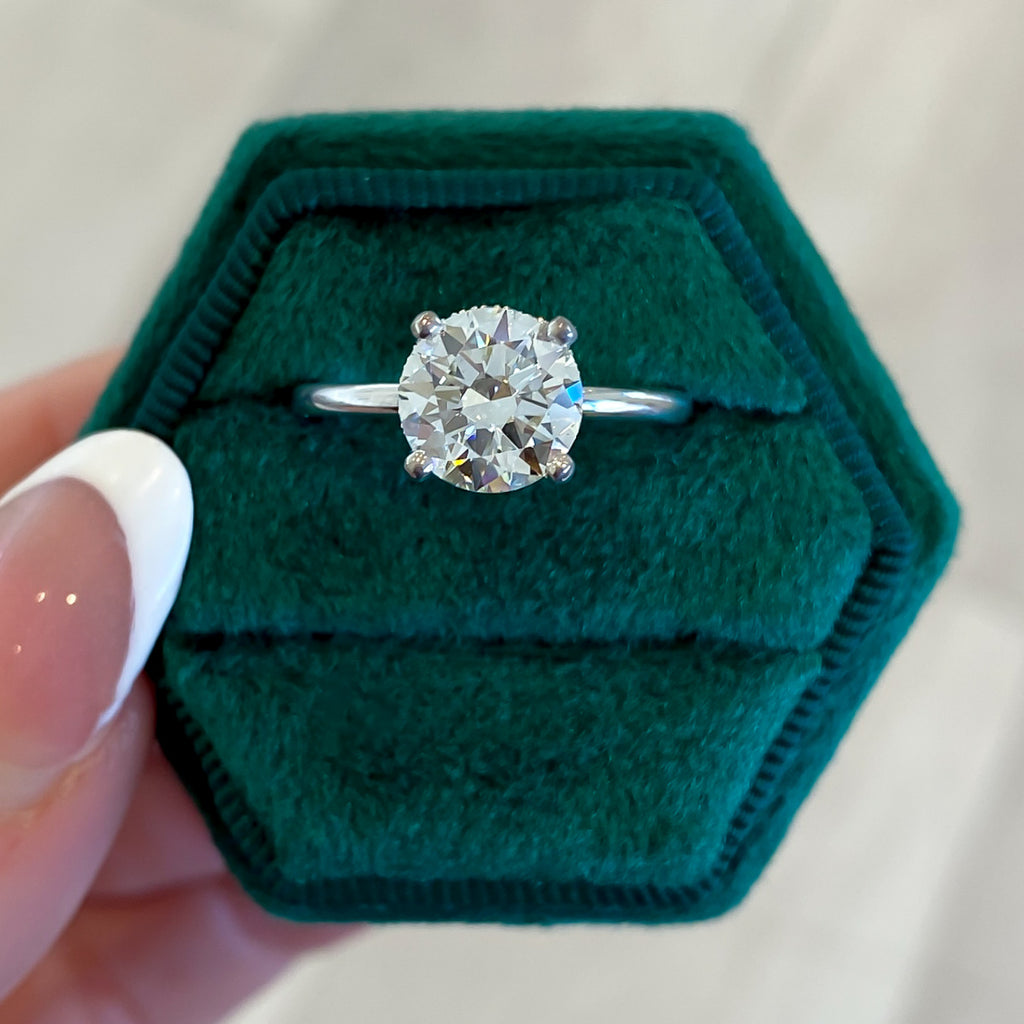 Azalea Natural Round Brilliant Cut Diamond Engagement Ring - Carter's Collective Fine Jewelry