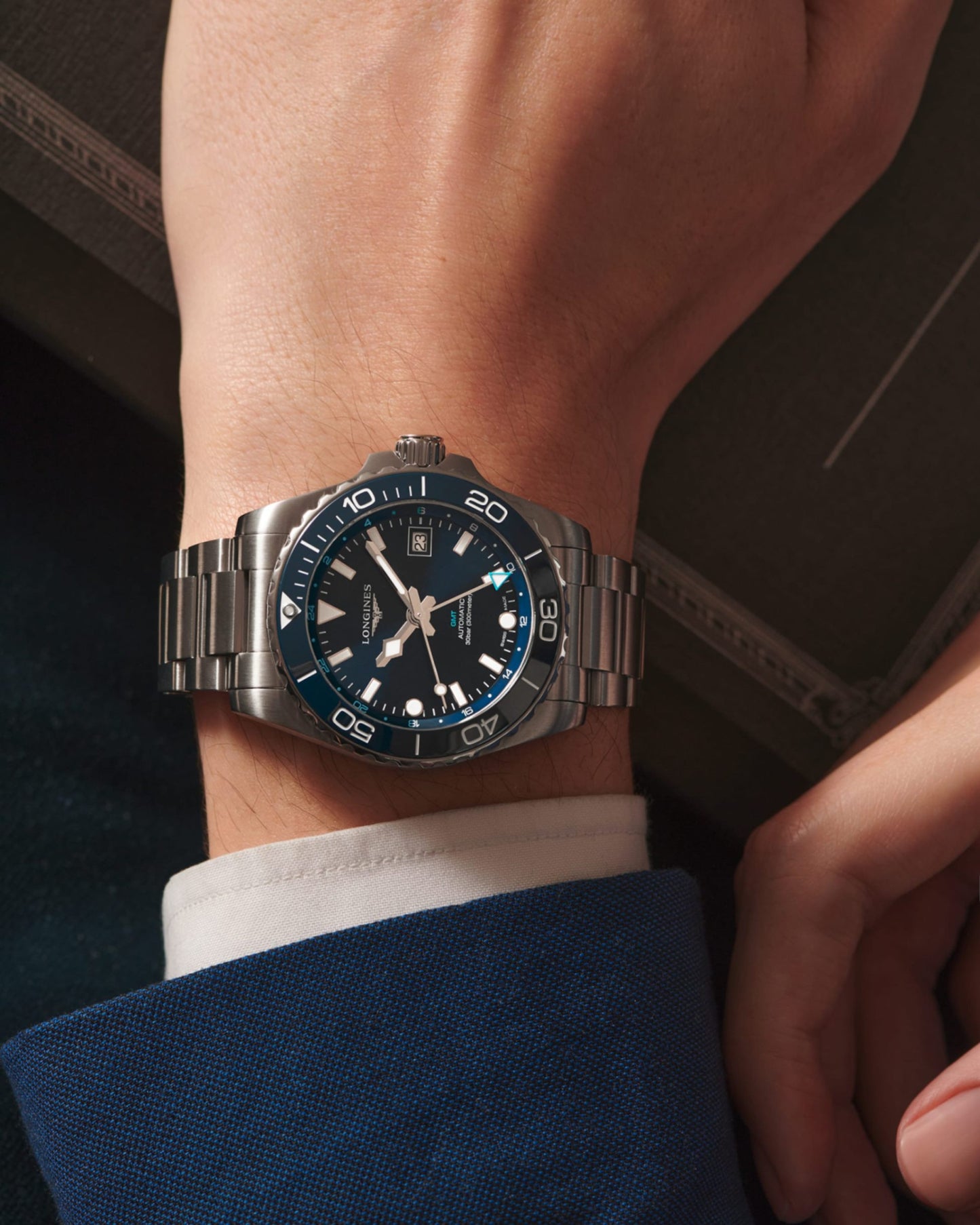 Longines "Hydroconquest" Watch with Sunray Blue Dial, 41mm - Carter's Collective Fine Jewelry