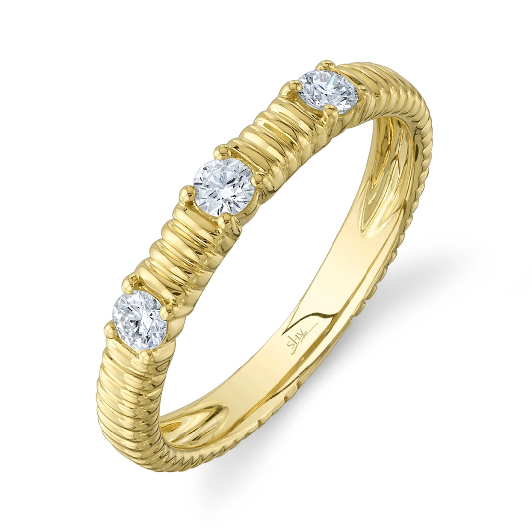 Fluted Trio Diamond Stackable Ring - Carter's Collective Fine Jewelry
