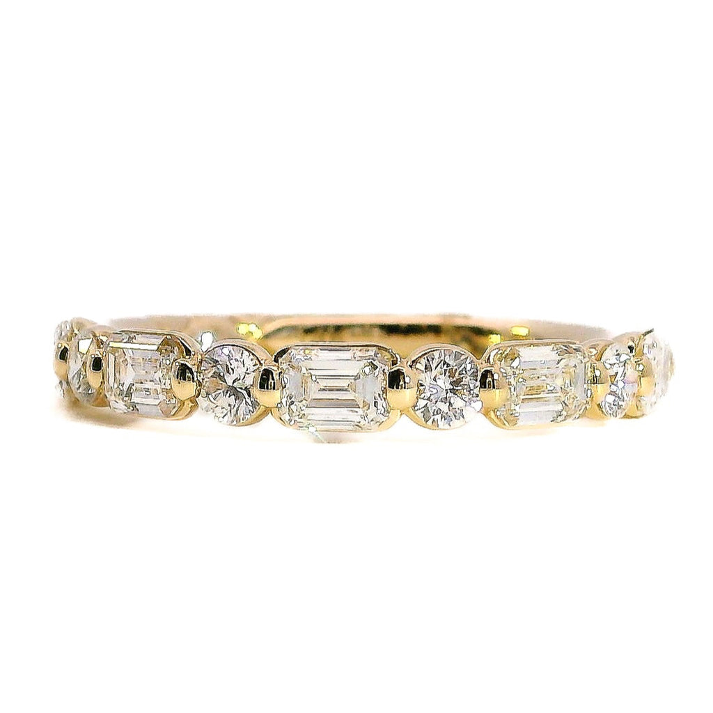 Alternating Emerald and Round Diamond Shared Prong Wedding Band, 1.01 CTTW - Carter's Collective Fine Jewelry