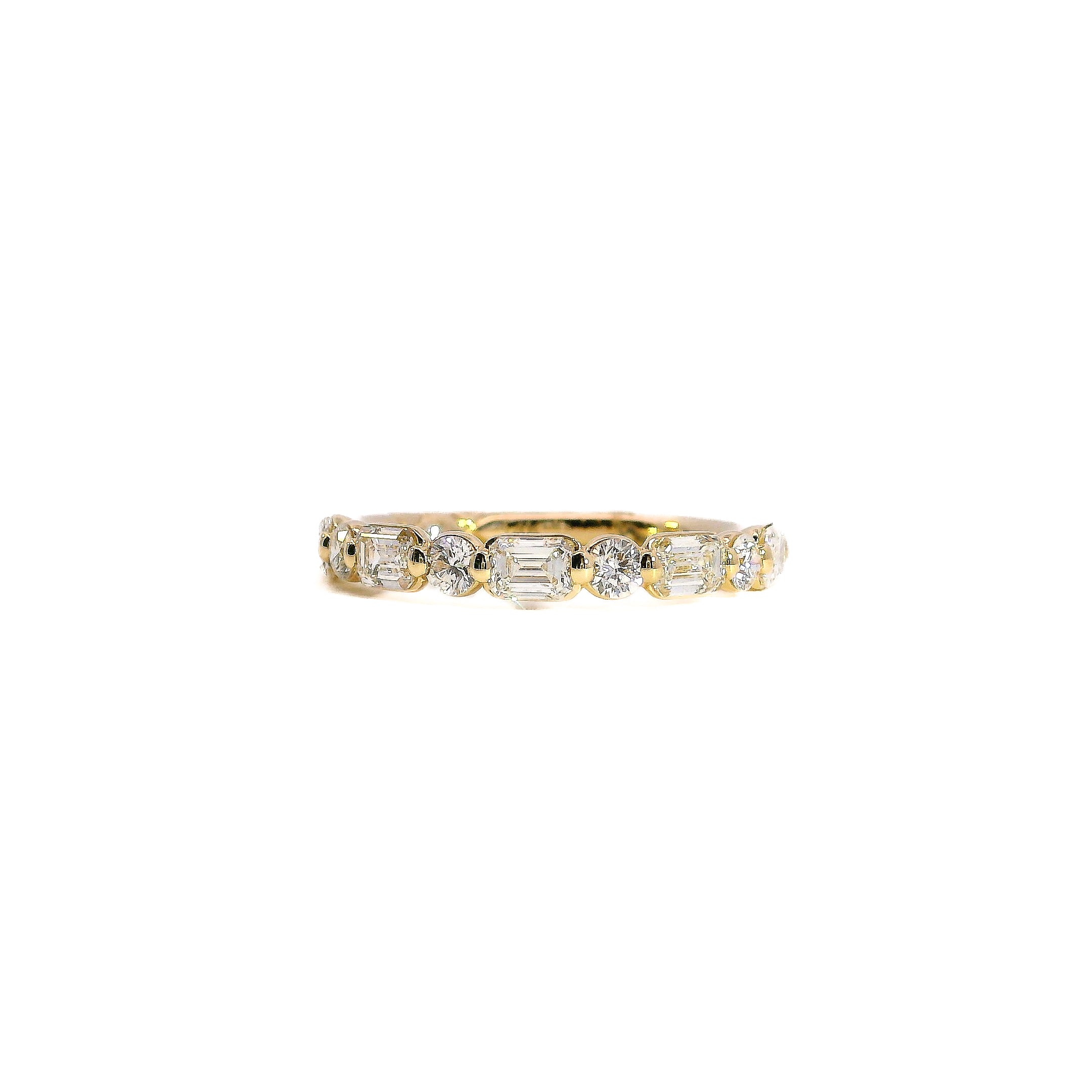 Alternating Emerald and Round Diamond Shared Prong Wedding Band, 1.01 CTTW