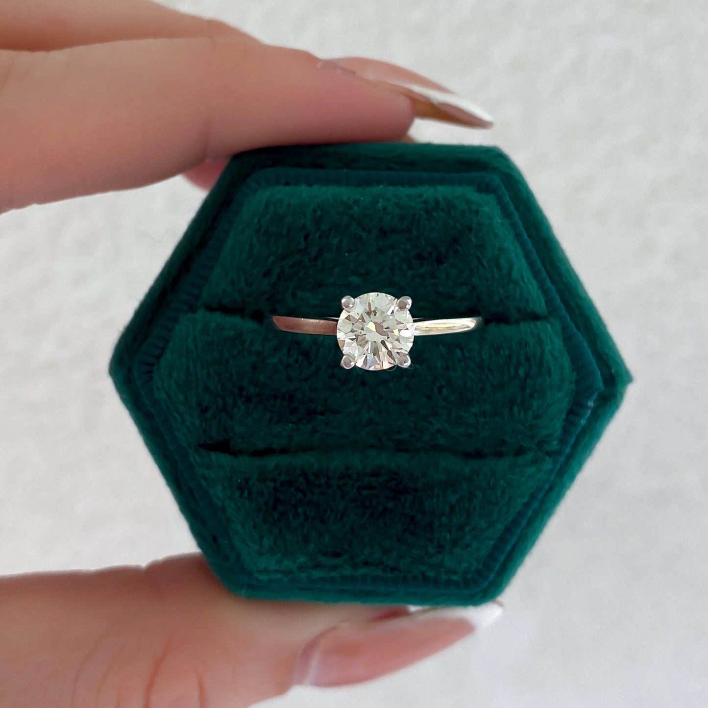 Dahlia Natural Round Cut Diamond Solitaire Engagement Ring, 0.90 CTTW - Carter's Collective Fine Jewelry