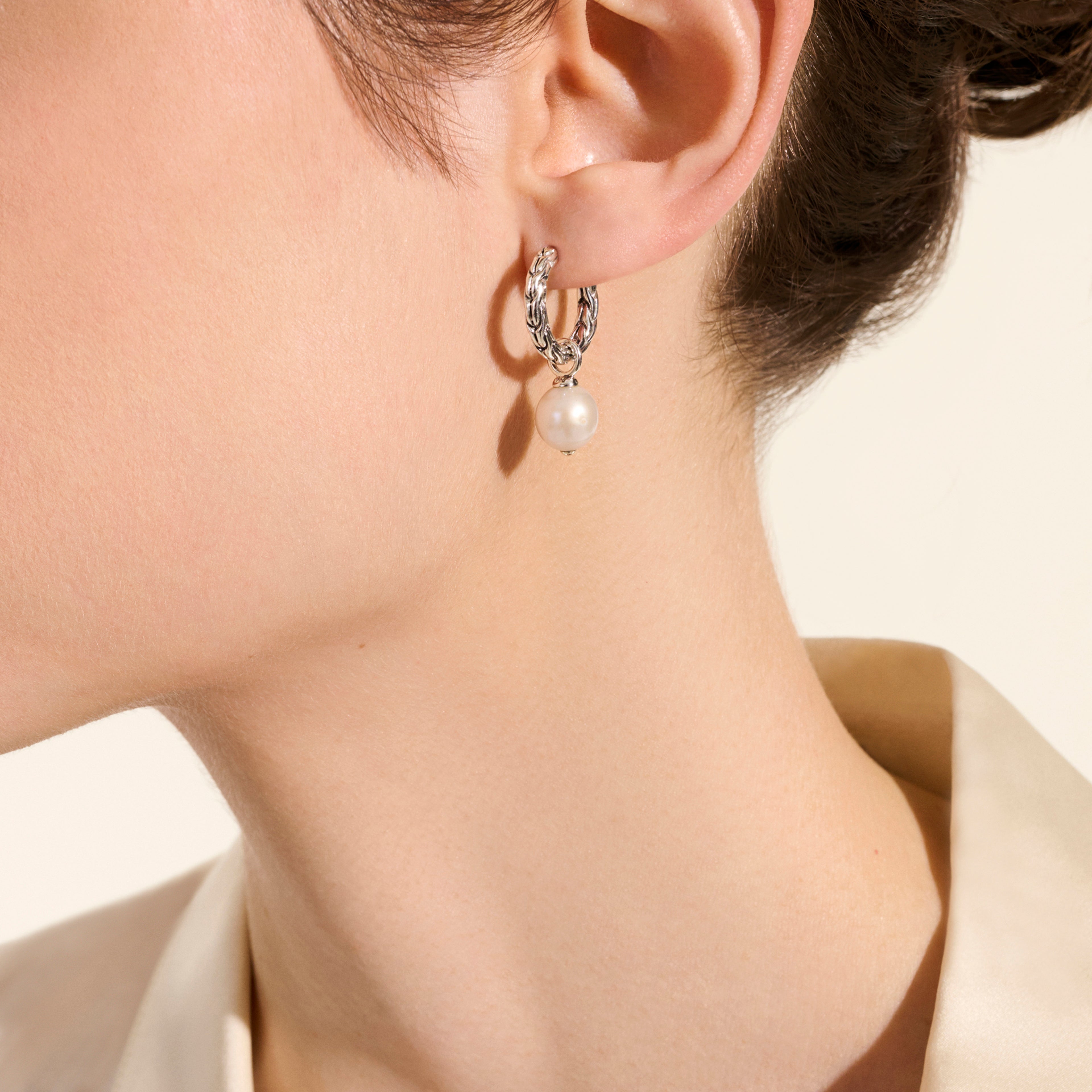 John Hardy JH Essential Pearl Hoop Earring, 16MM - Carter's Collective Fine Jewelry