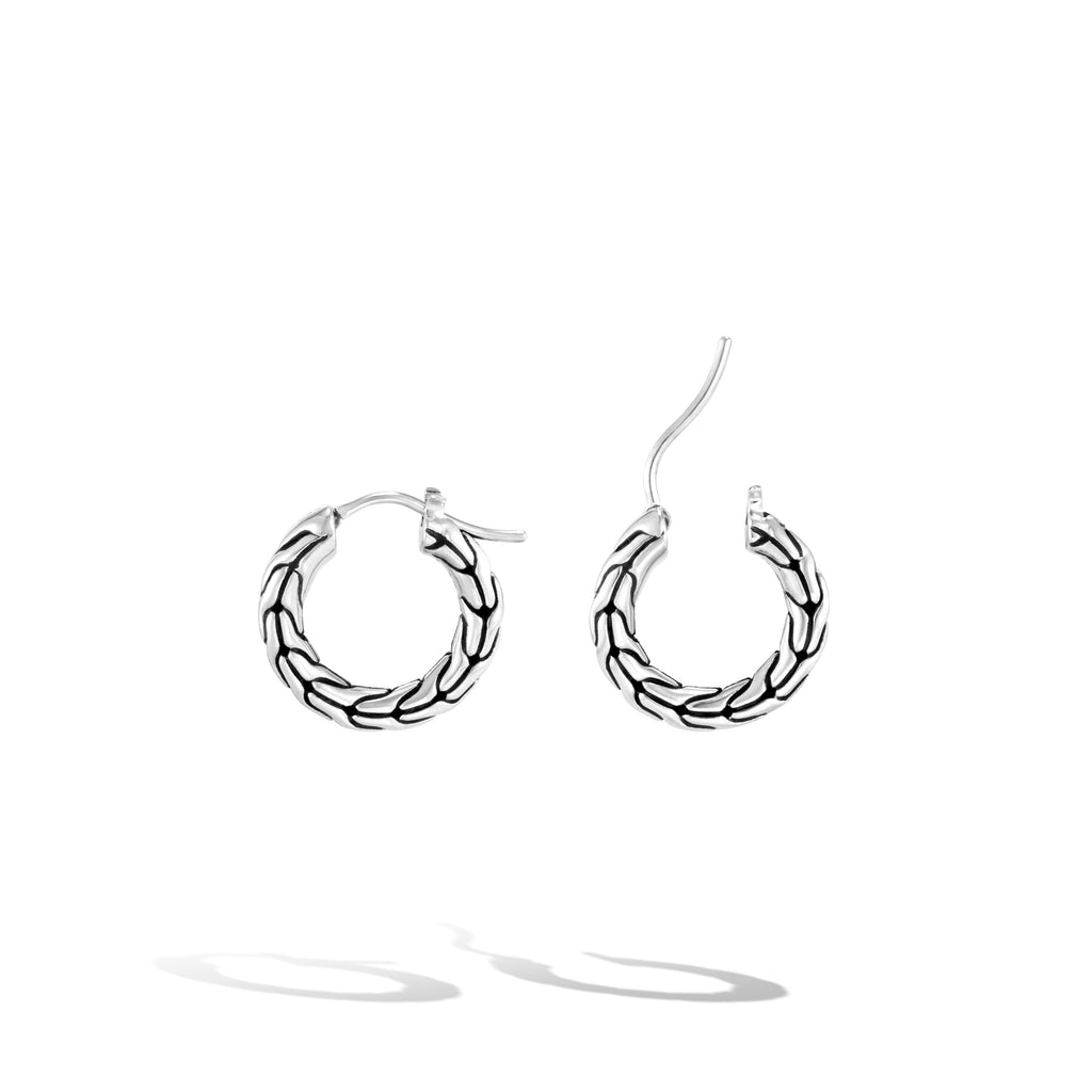 John Hardy Carved Chain Earring - Carter's Collective Fine Jewelry