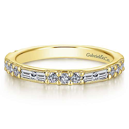 14K Yellow Gold Baguette & Round Diamond Band