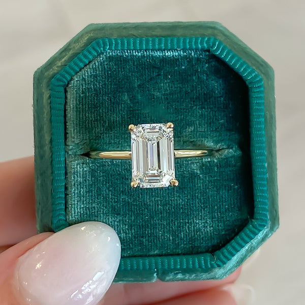 Dahlia Lab Grown Diamond Engagement Ring