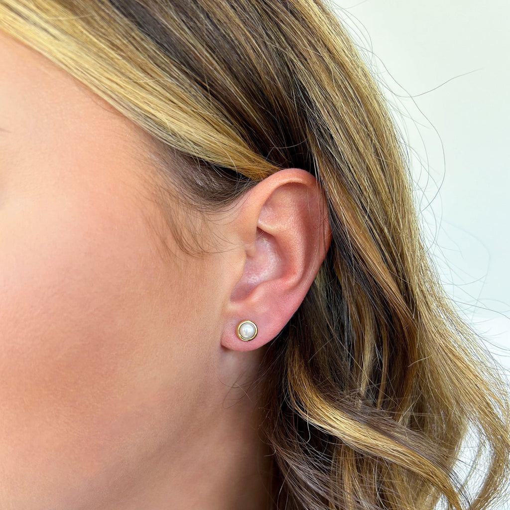 Pearl Bezel Stud Earrings - Carter's Collective Fine Jewelry