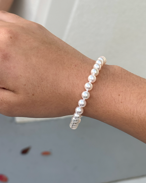 Classic Pearl Bracelet