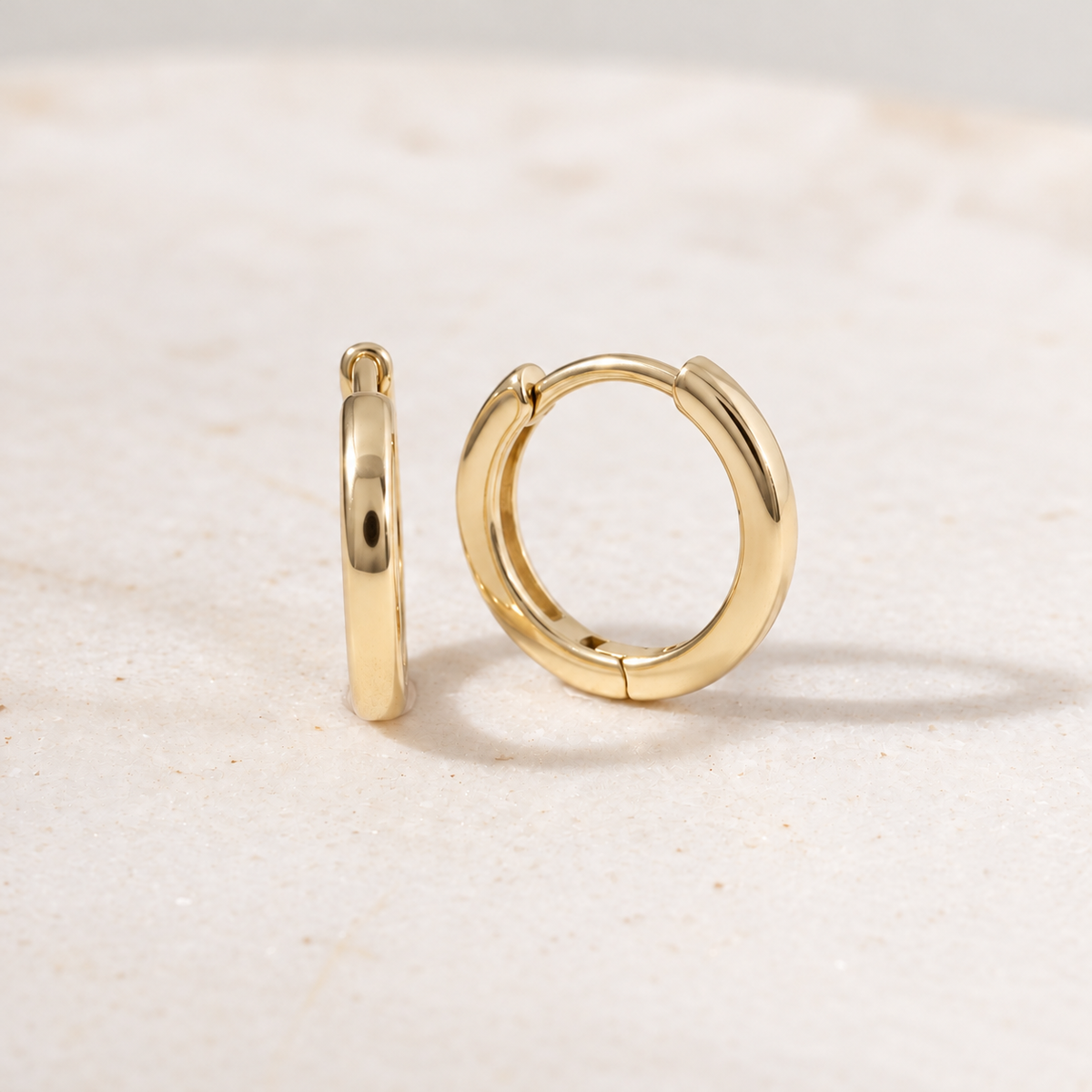 Eleanor Huggie Hoops