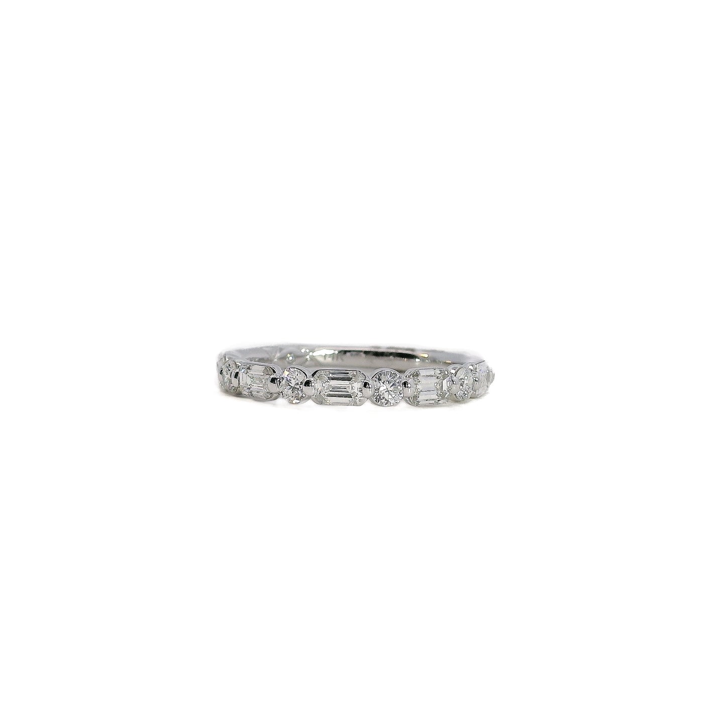 Alternating Emerald and Round Diamond Shared Prong Wedding Band, 1.01 CTTW