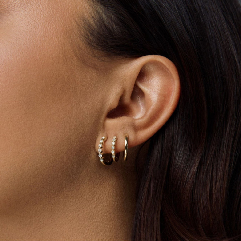 Essential Polished Huggie Hoop Earrings (Pair) - Carter's Collective Fine Jewelry