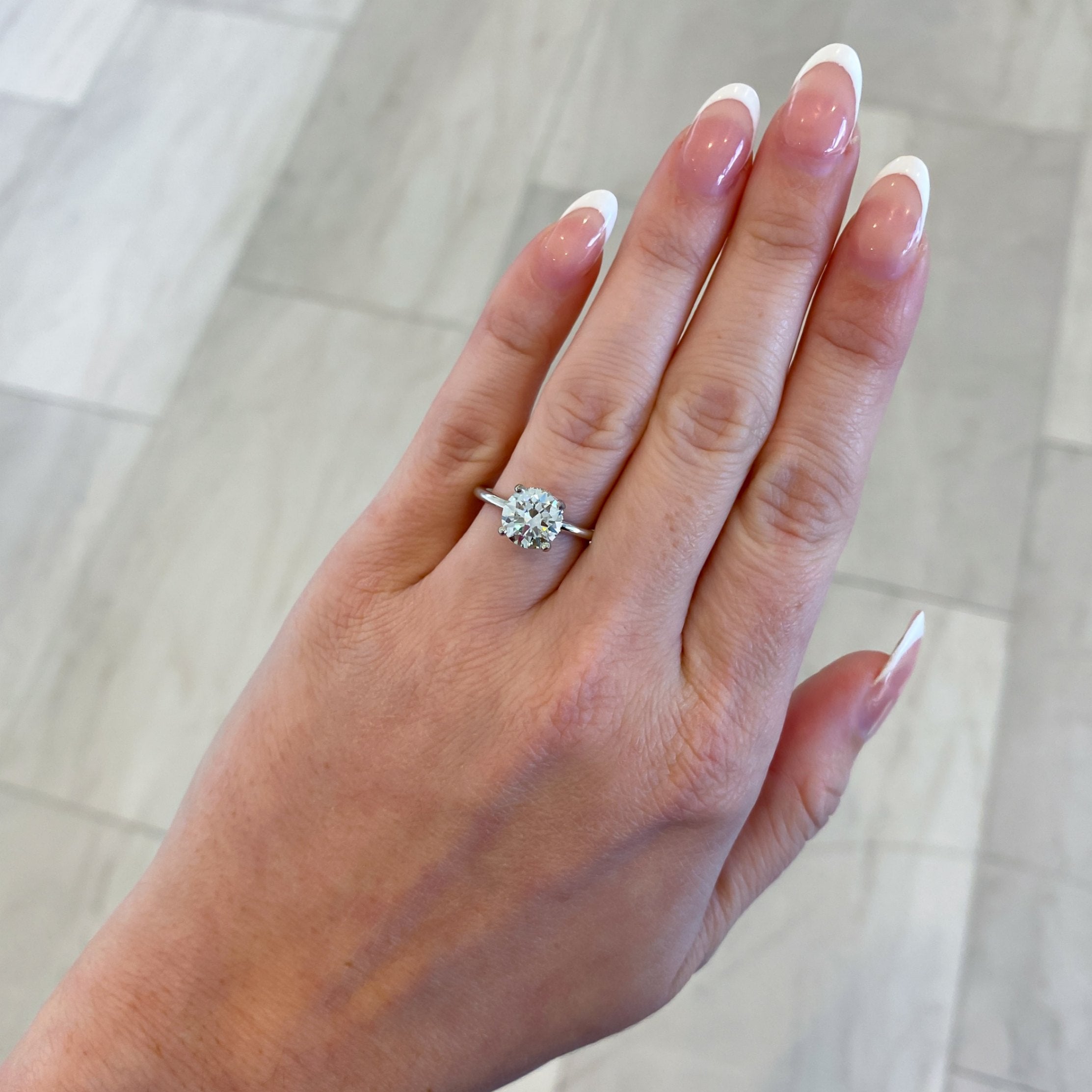 Azalea Natural Round Brilliant Cut Diamond Engagement Ring - Carter's Collective Fine Jewelry
