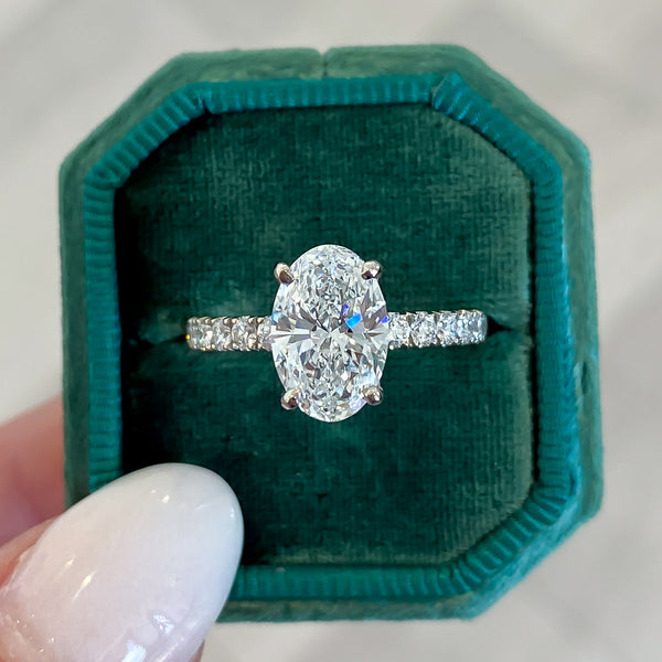 Ivy Oval Lab Grown Diamond Engagement Ring
