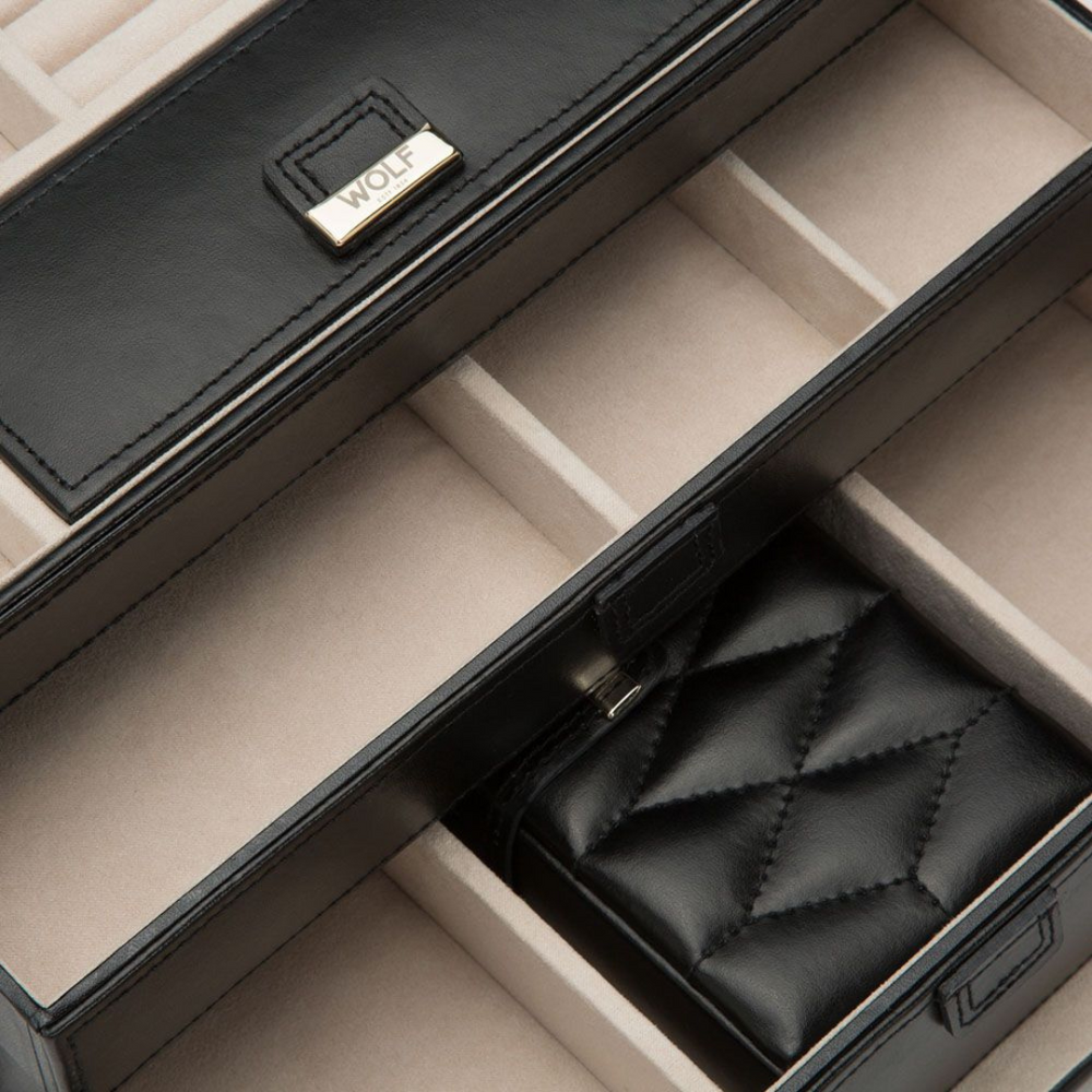 
                  
                    Medium Caroline Jewelry Case in Black
                  
                