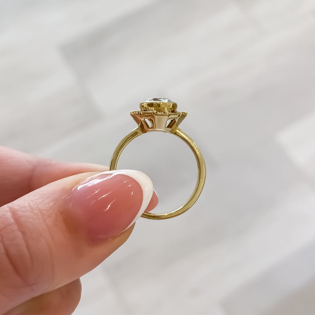 Round Bezel Baguette Halo Engagement Ring Setting (Does Not Include Center Stone)
