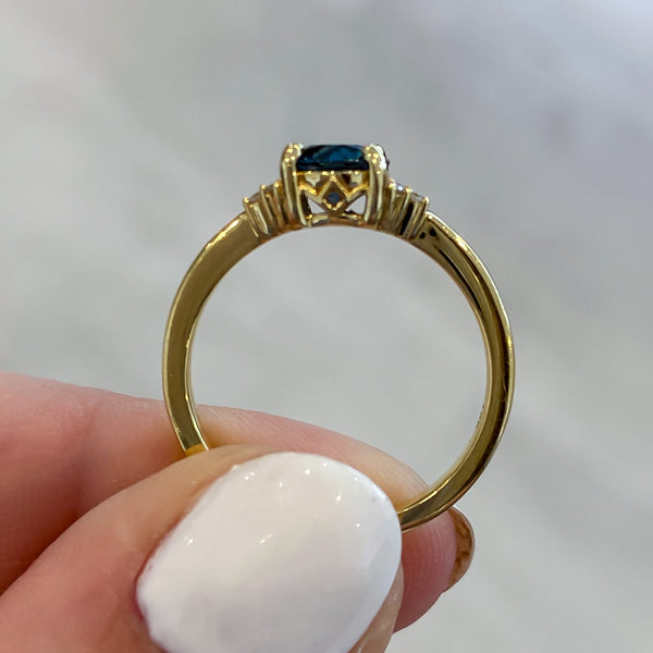 Round London Blue Topaz Gemstone Engagement Ring with Diamond Round Accents
