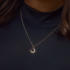 Petite Fluted Horse Shoe Charm - Carter's Collective Fine Jewelry